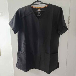 Dickies Essentials  Womens Scrub top black Medium 2 pockets